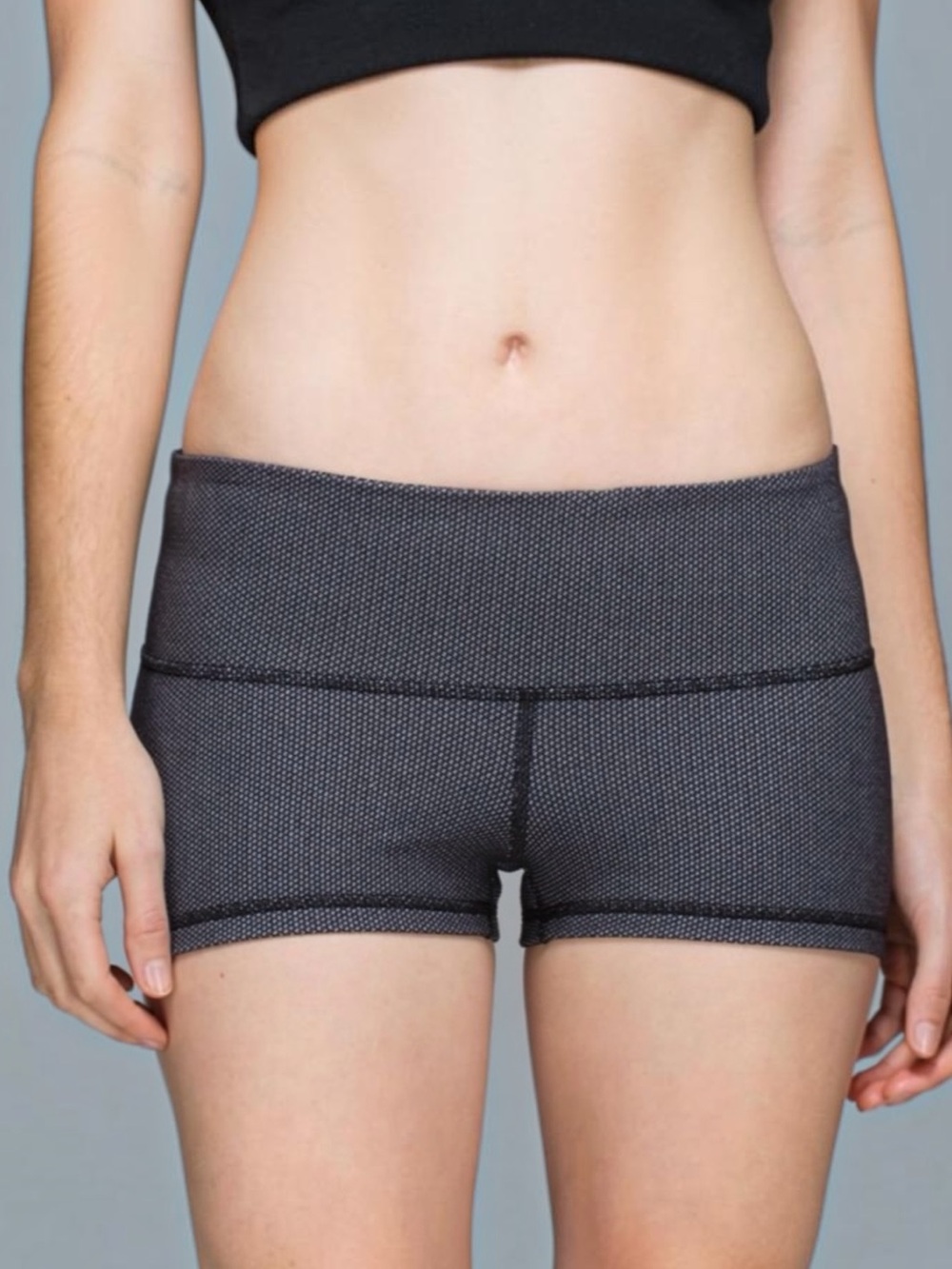LULULEMON Women’s Fitness Shorts size 4
